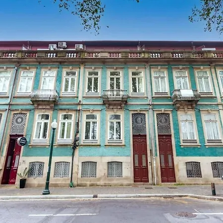 Classy Flat At Marques Square With Garden * Πόρτο